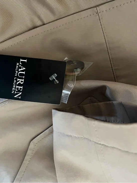 Ralph Lauren Beige Trench Coat with Belt - Picture 4 of 6